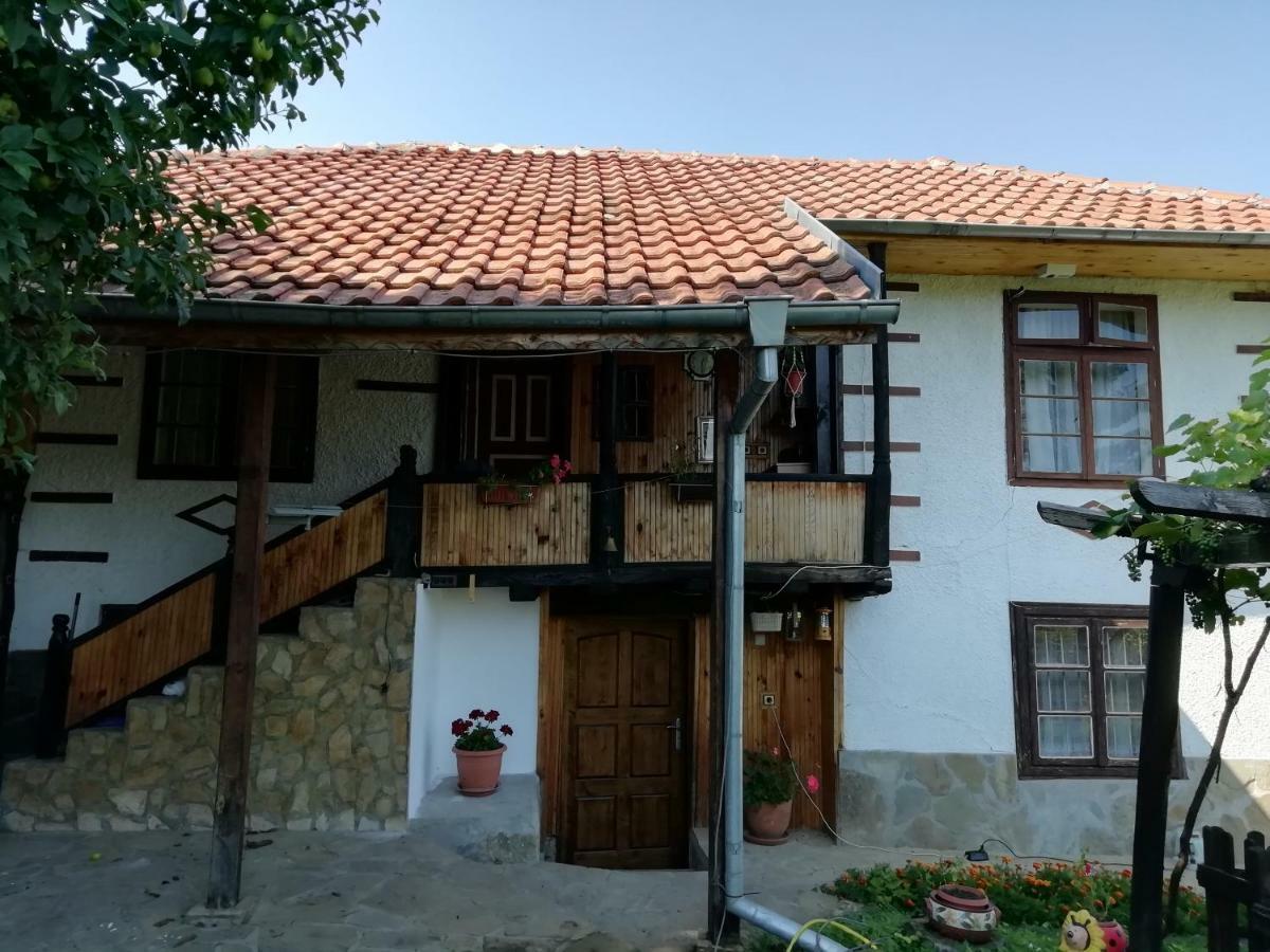Дядо Цоньовата Къща Villa Sevlievo Buitenkant foto